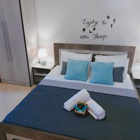 Orange Guest House Dhërmi Екстериор снимка