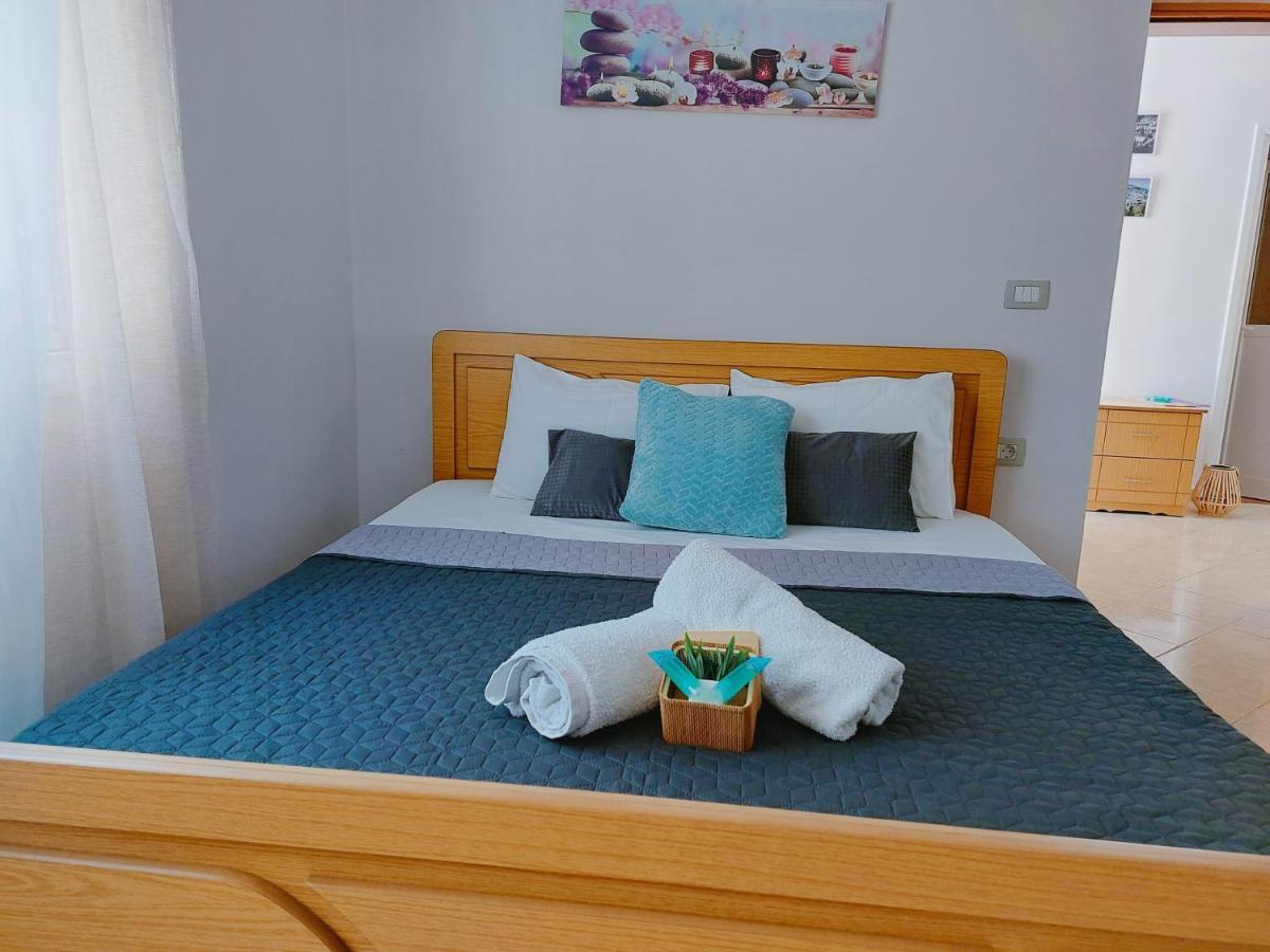 Orange Guest House Dhërmi Екстериор снимка