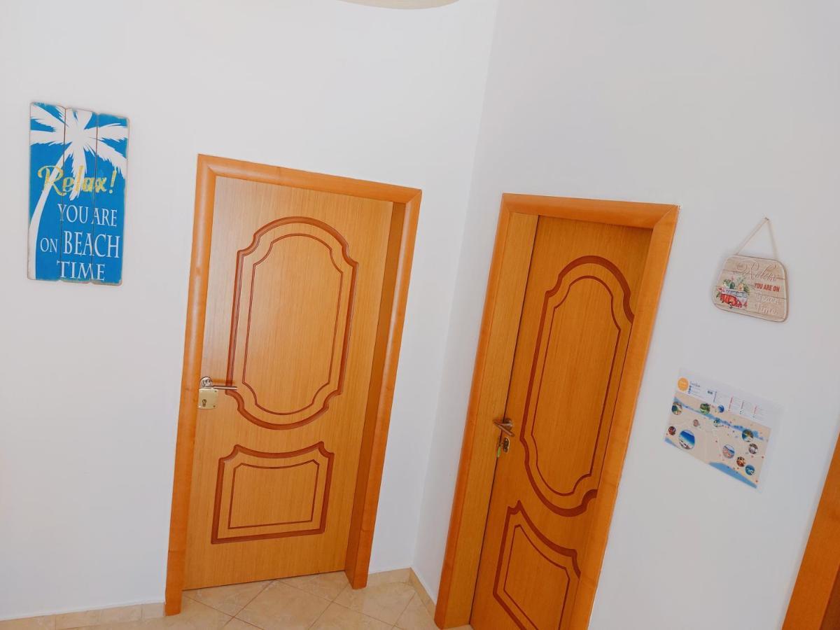 Orange Guest House Dhërmi Екстериор снимка