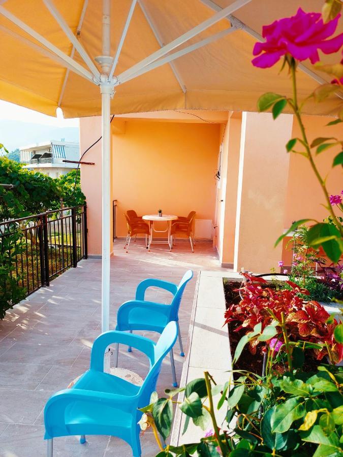 Orange Guest House Dhërmi Екстериор снимка