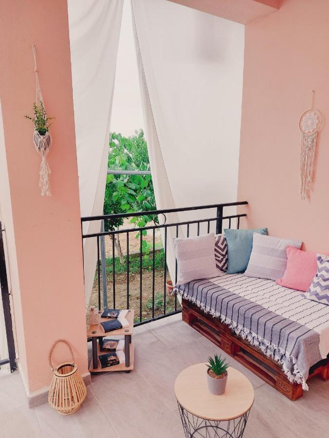 Orange Guest House Dhërmi Екстериор снимка